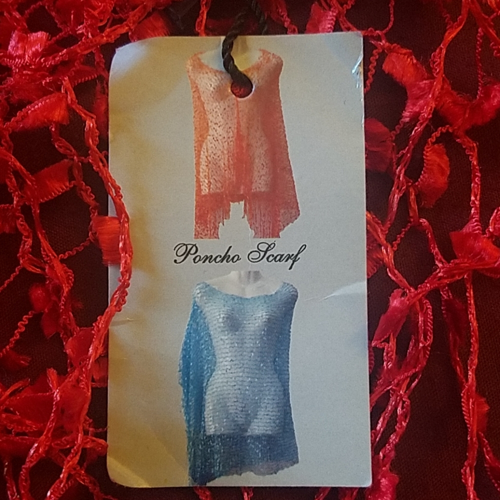 Brand new poncho - Picture 2 of 5